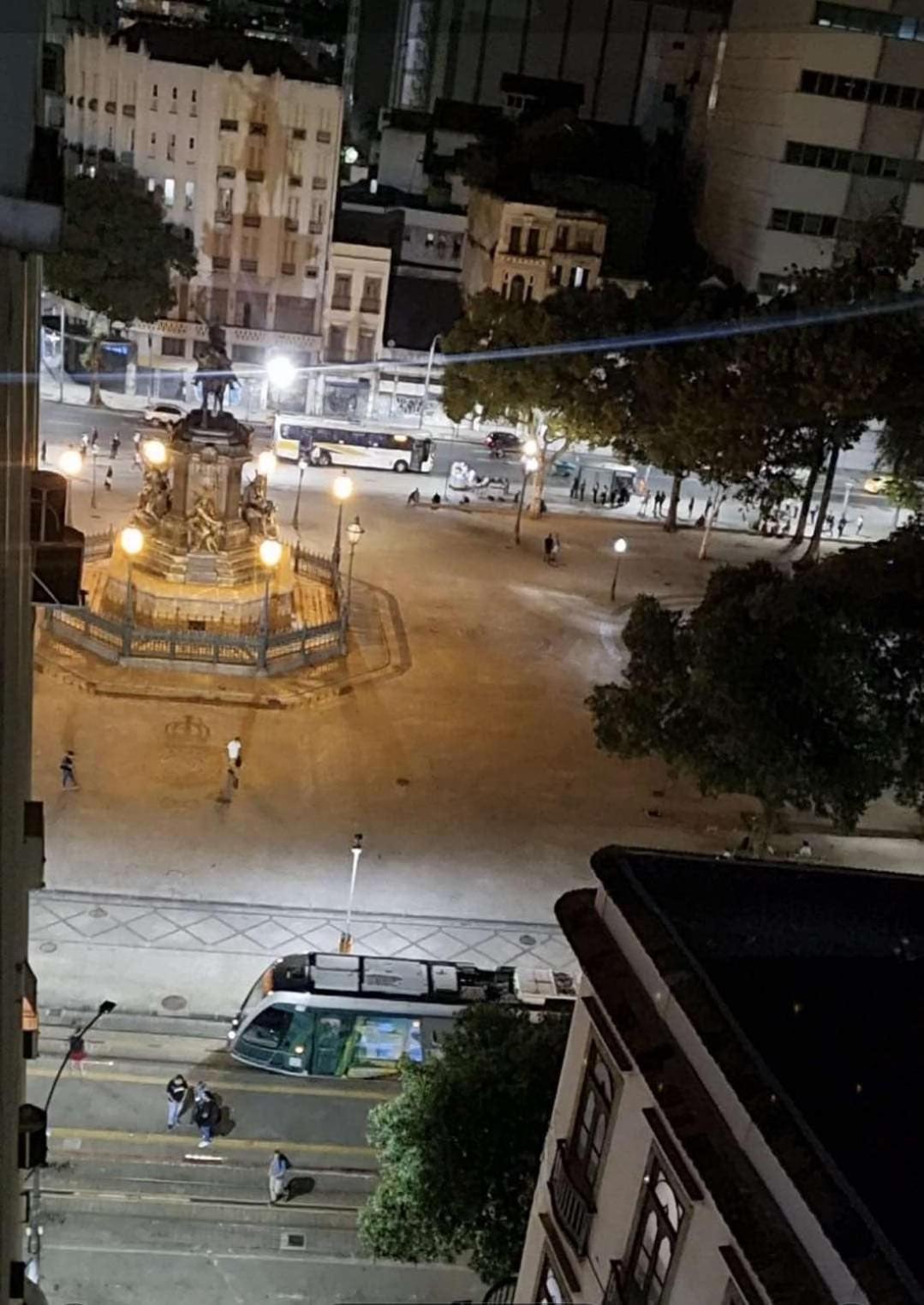Aconchegante E Exclusivo No Centro *